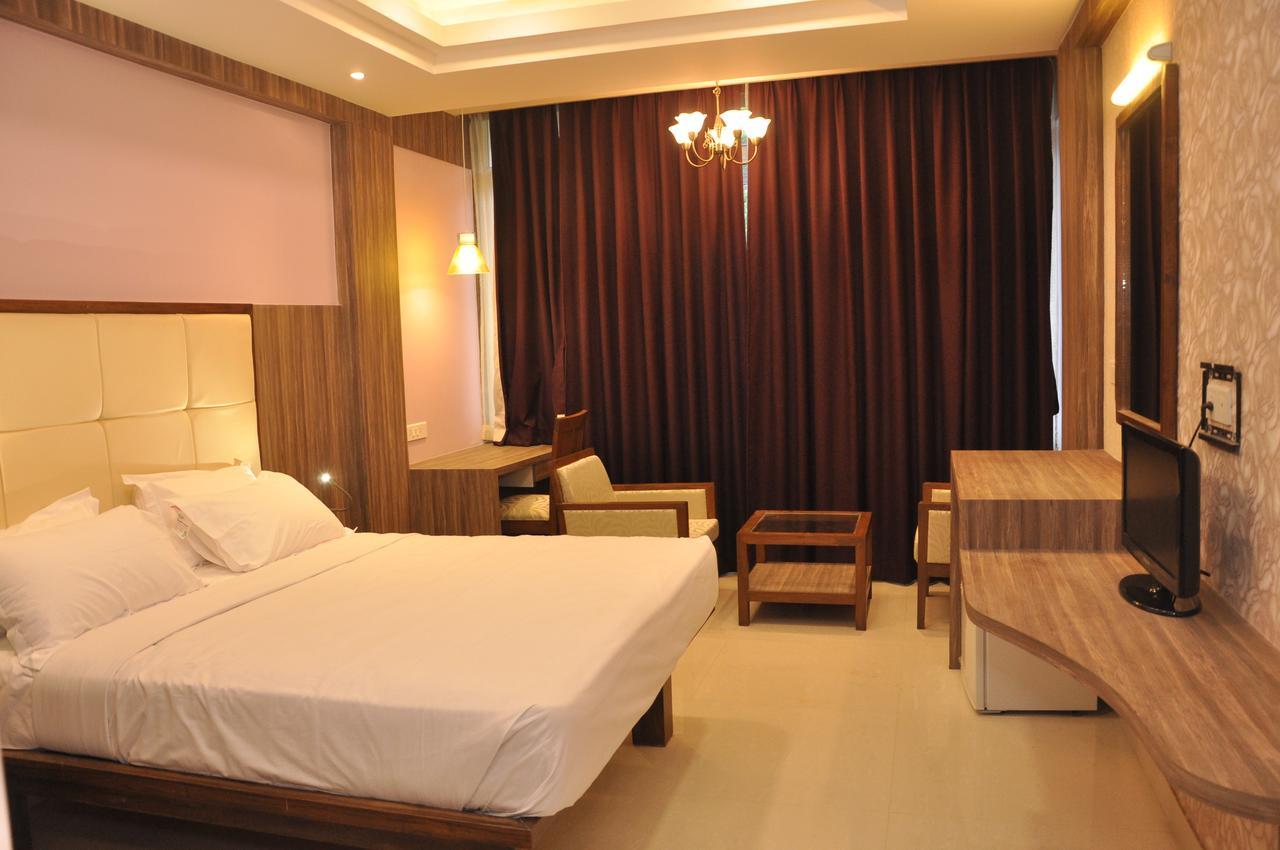 Panaji Residency Hotel Екстериор снимка